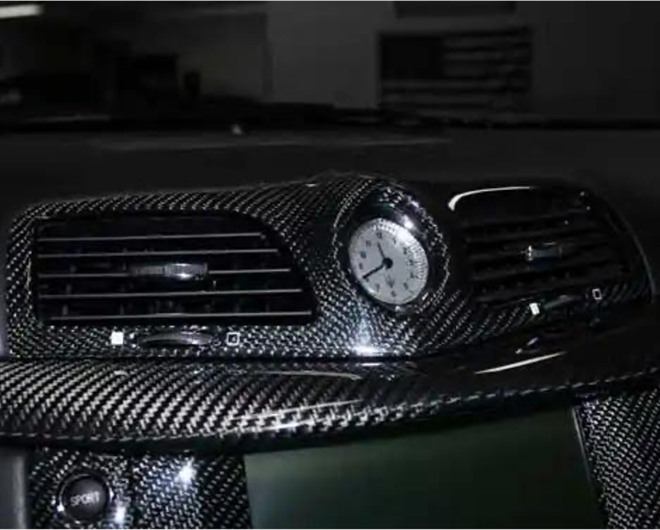 Maserati Granturismo & Grancabrio Carbon Fiber Central Air Vent