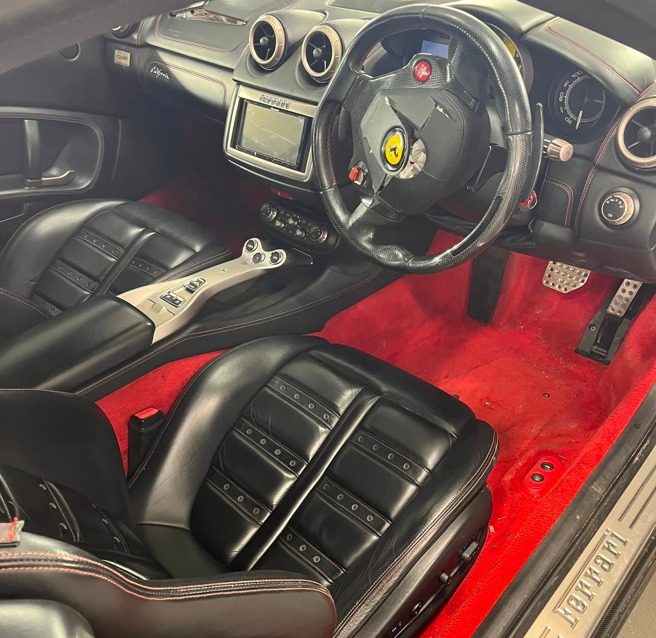 FERRARI CALIFORNIA