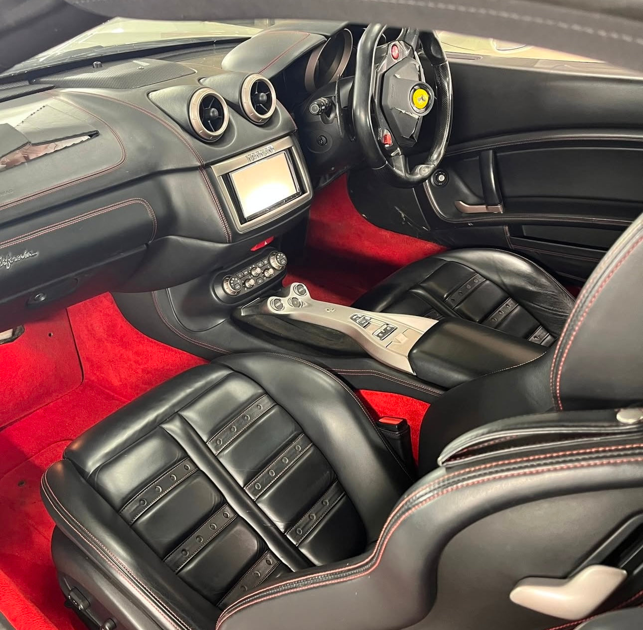 FERRARI CALIFORNIA
