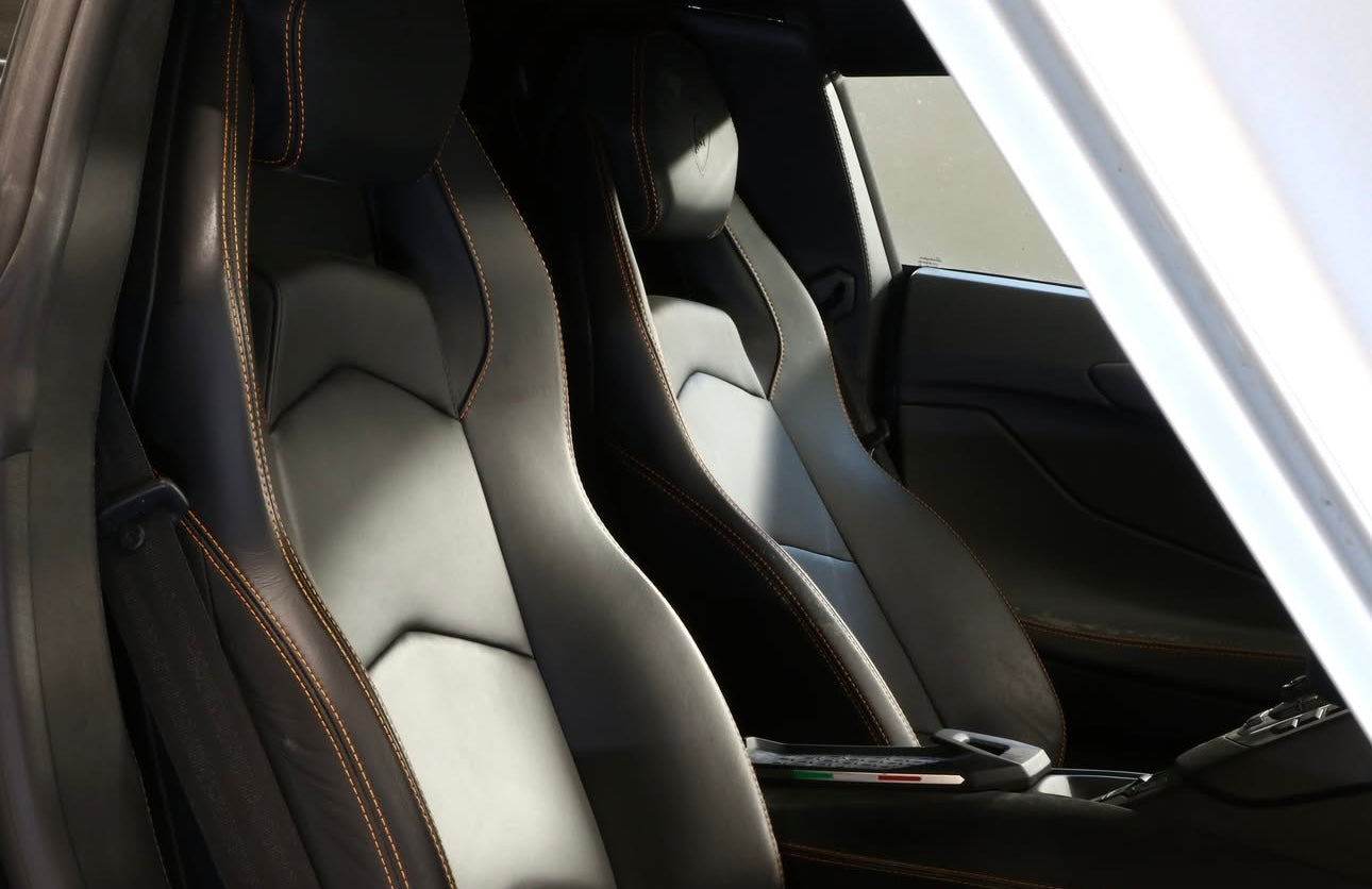 LAMBORGHINI AVENTADOR ROADSTER LP700-4