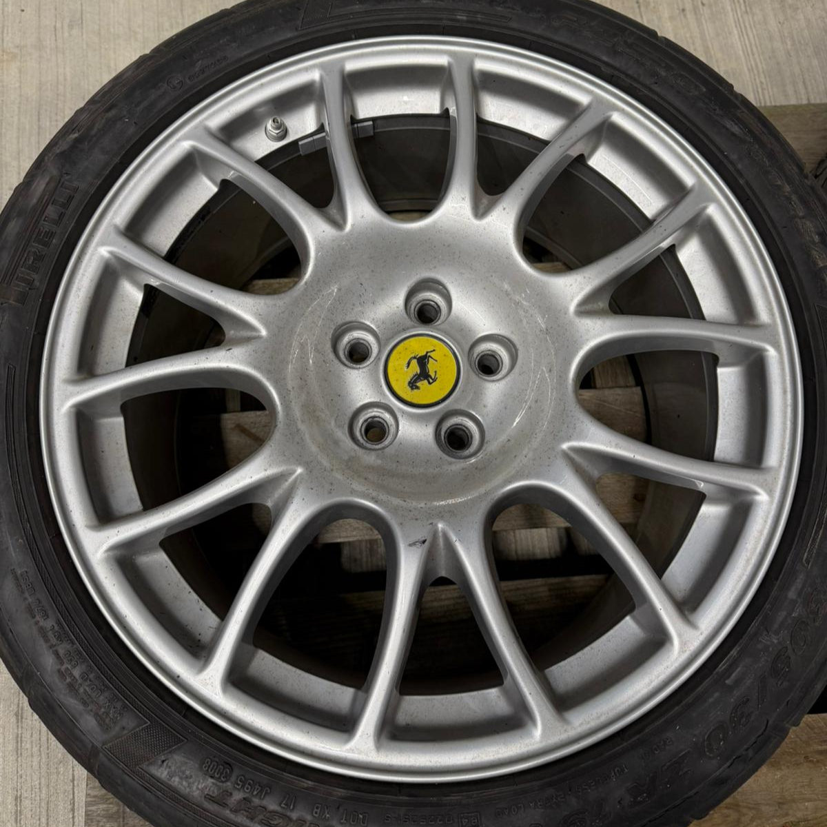 Ferrari 360 19" Challenge Alloys