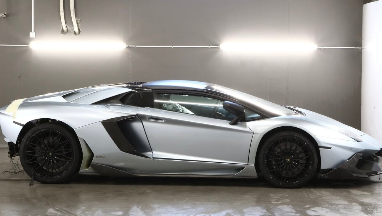 LAMBORGHINI AVENTADOR ROADSTER LP700-4