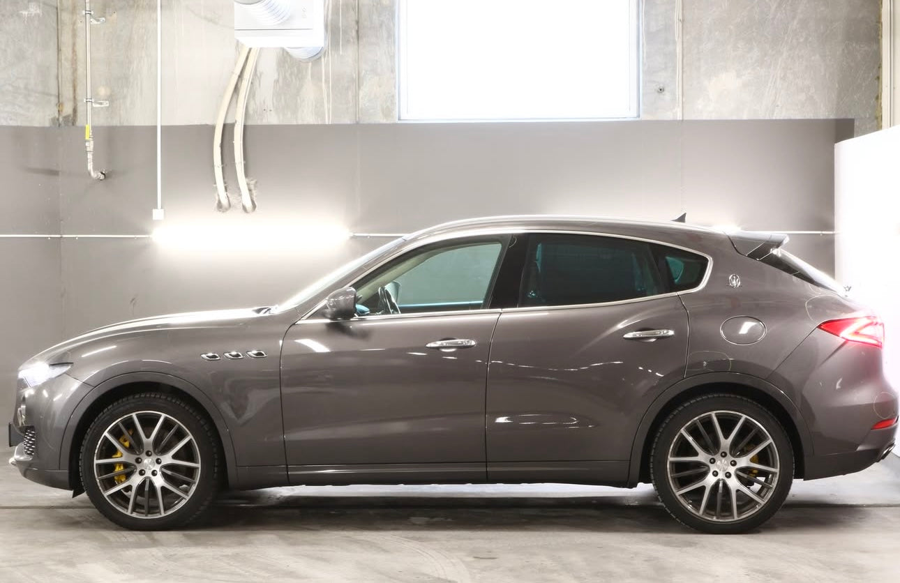 MASERATI LEVANTE S 3.0