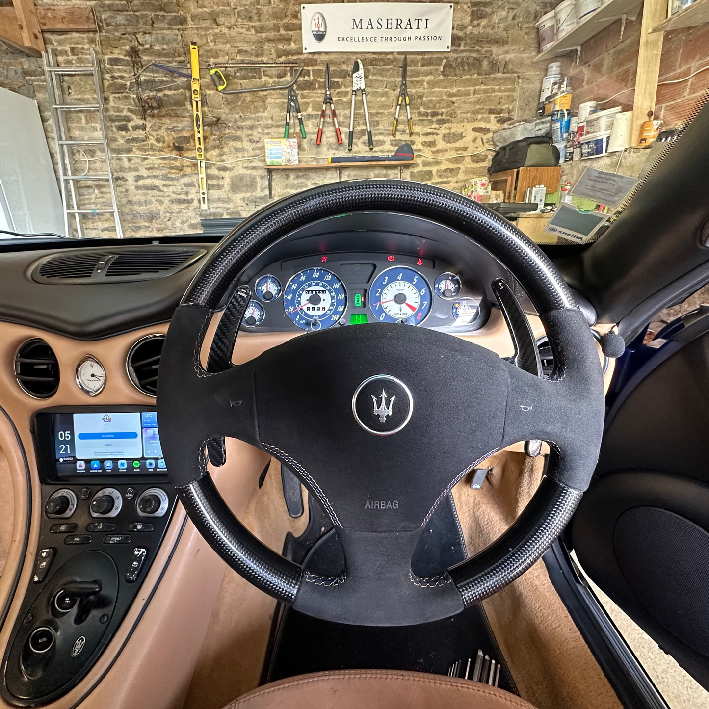 Maserati 4200 / Gransport Carbon Fibre Paddle Shifters